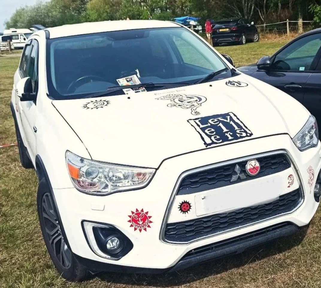 Levellers Vehicle Decal Set - Large - Logo, Rolling A's, Sun Face - Image 4